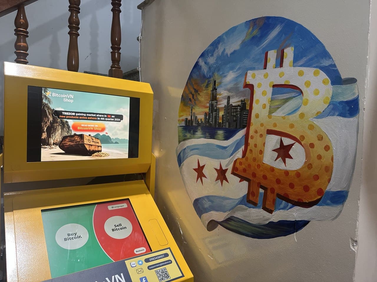 Dining area at Capone's Chicago Pizza