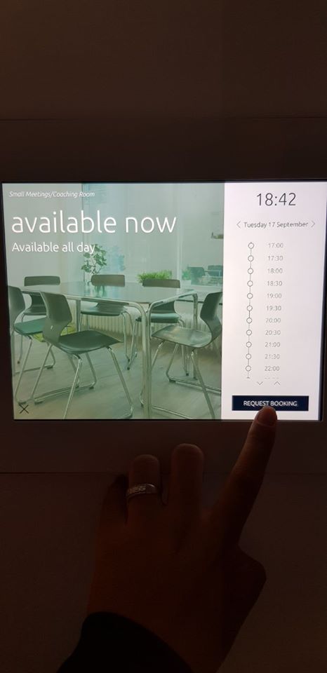 Co-working space tại Frankfurt tận dụng công nghệ để tối thiểu hoá chi phí quản lí.