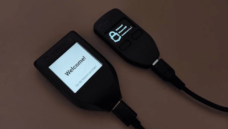 Không có cách nào khác để bắt đầu sử dụng Trezor mà không phải tải xuống Trezor Suite.