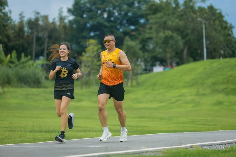 bitcoin half marathon