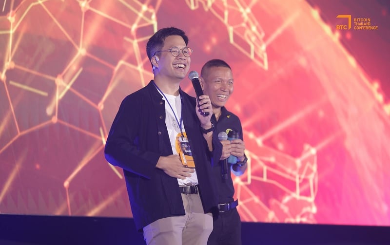 Piriya và Chit - một trong số những “nhân vật chủ chốt” tạo nên cộng đồng Bitcoin Thái Lan lớn mạnh như ngày nay