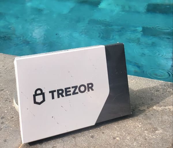 best Solana hardware wallet