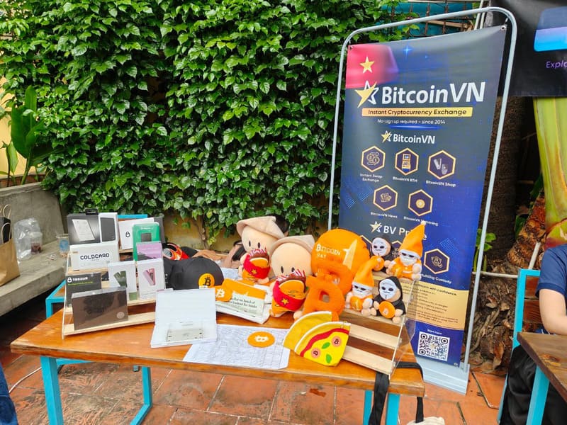 our team at BitcoinVN Shop provides access to a range of industry-leading hardware wallets and can assist with secure setup strategies.