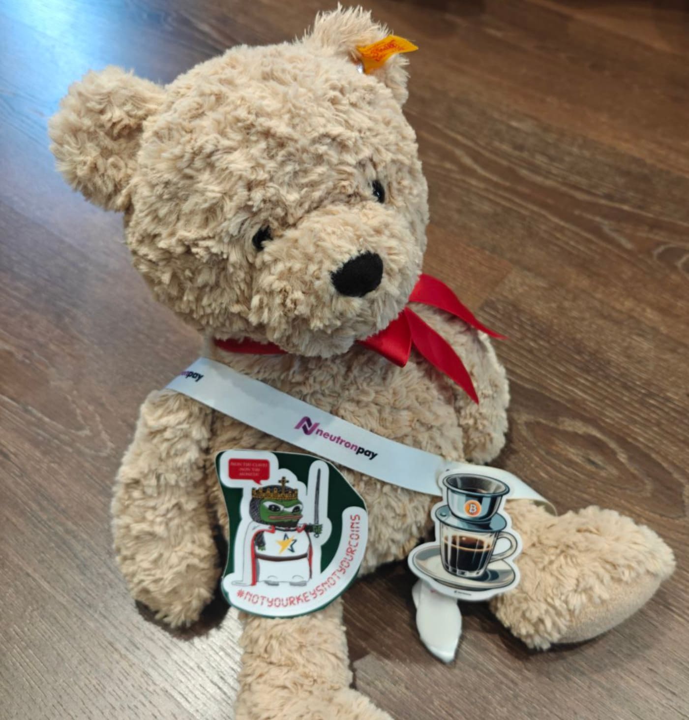 Neutronpay and Bitcoinvn Shop